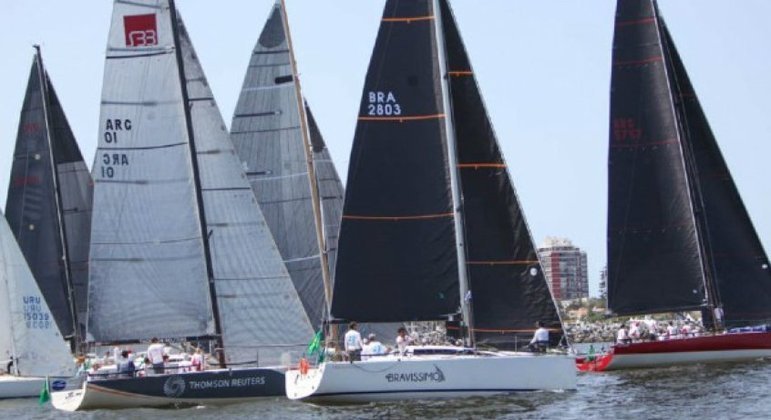 Barco capixaba +Bravíssimo irá com velejadores olímpicos para a disputa da Buenos Aires - Punta del Este